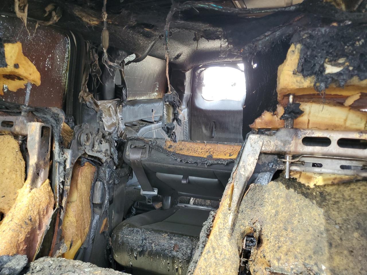 2012 Chevrolet Suburban K1500 Lt VIN: 1GNSKJE79CR107702 Lot: 67795355