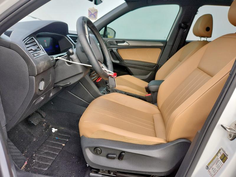  VOLKSWAGEN TIGUAN 2022 Белы