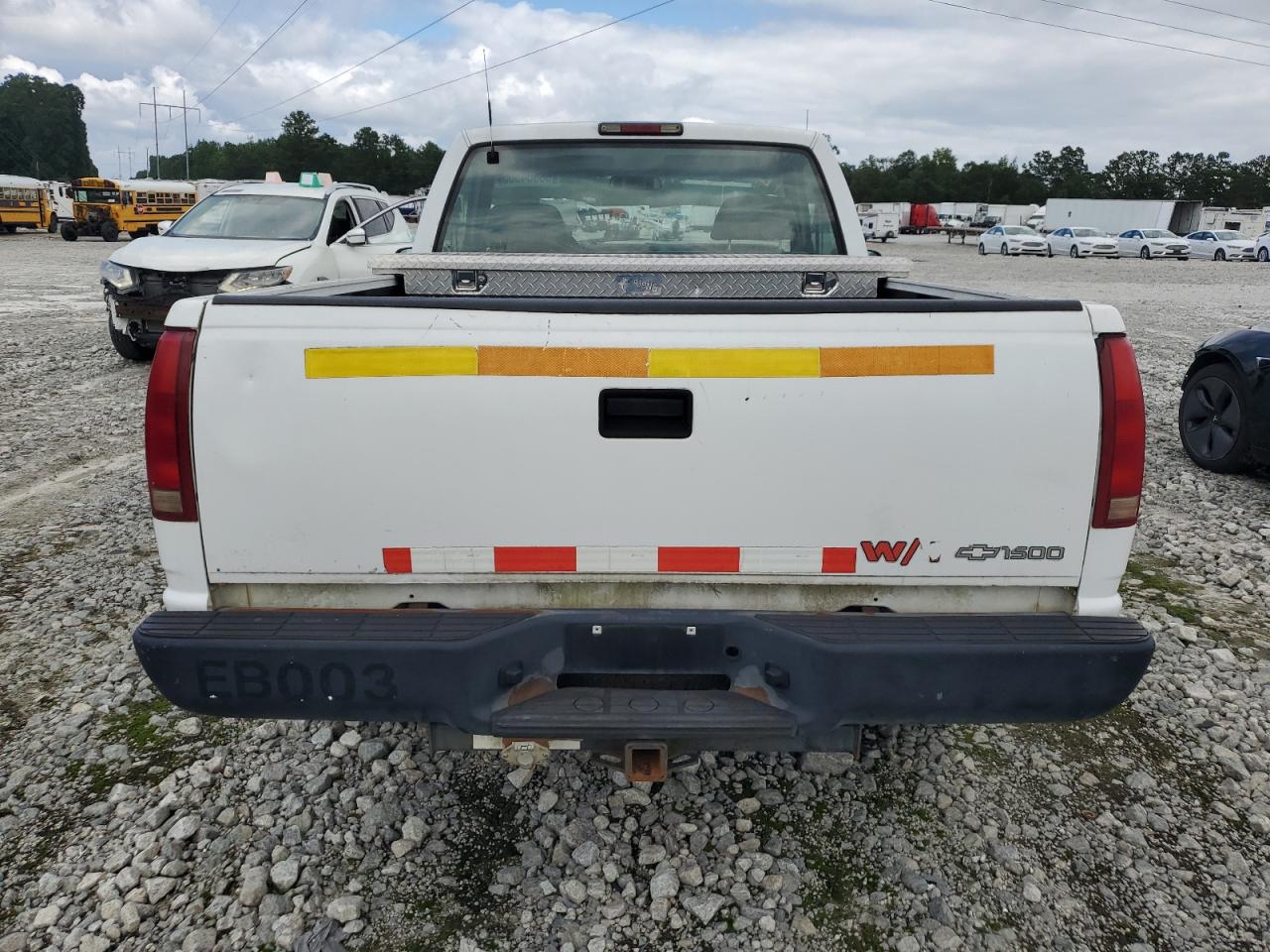 1998 Chevrolet Gmt-400 C1500 VIN: 1GCEC14W9WZ236801 Lot: 56354305