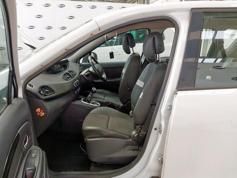 2013 RENAULT SCENIC DYNAMIQUE TOMTOM D 