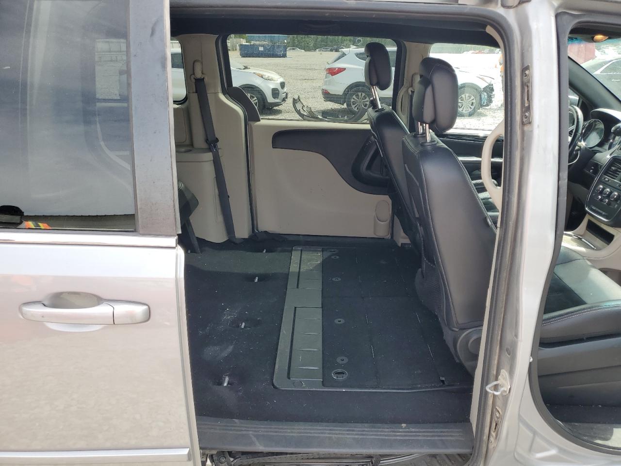 2017 Dodge Grand Caravan Sxt VIN: 2C4RDGCG9HR599866 Lot: 70753785