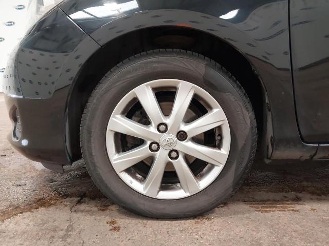 2012 TOYOTA YARIS TR V