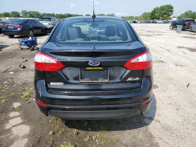  FORD FIESTA 2016 Черный