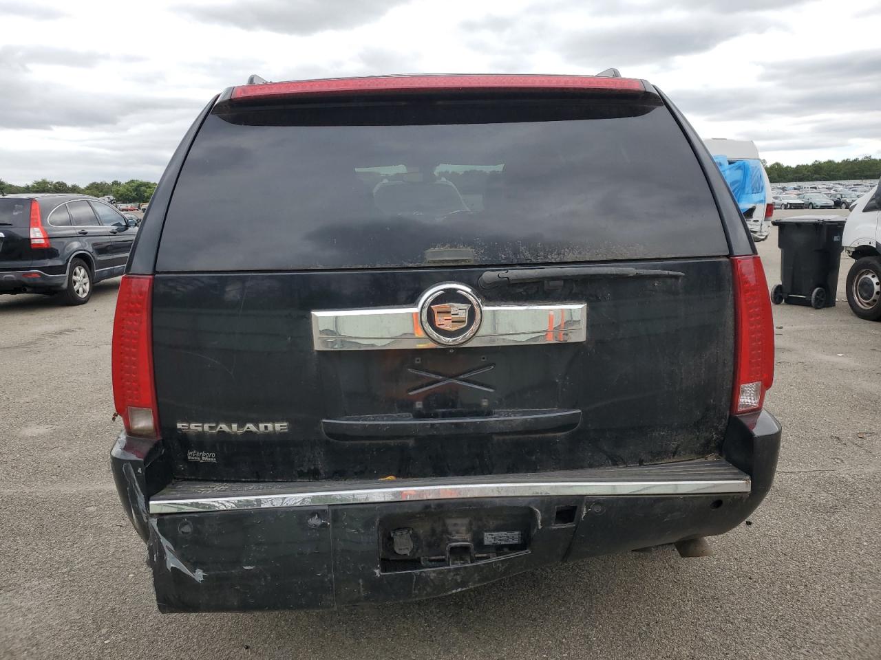 2007 Cadillac Escalade Luxury VIN: 1GYFK63867R152955 Lot: 68583865