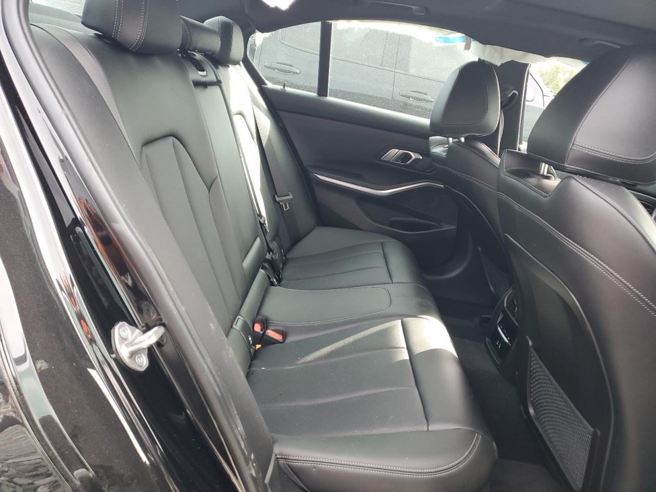 2022 BMW 330Xi VIN: 3MW5R7J02N8C38025 Lot: 68498035