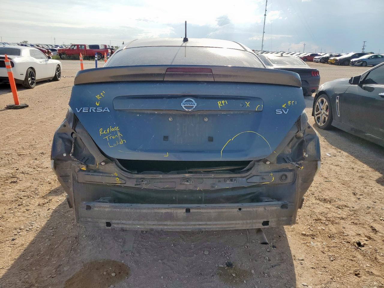 2018 Nissan Versa S VIN: 3N1CN7AP2JL855938 Lot: 68455135