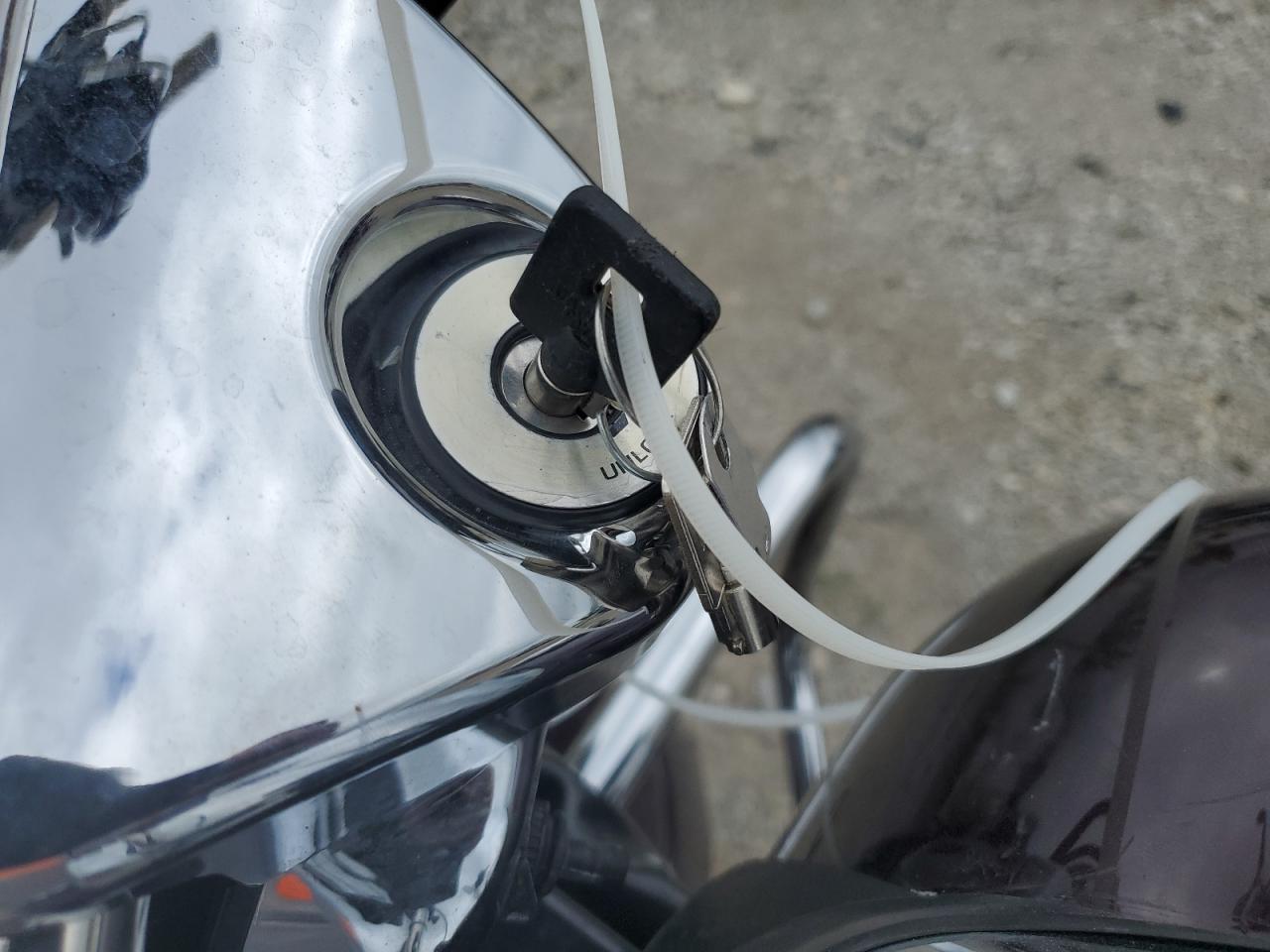 2006 Harley-Davidson Flhrci VIN: 1HD1FRW116Y705177 Lot: 69636185