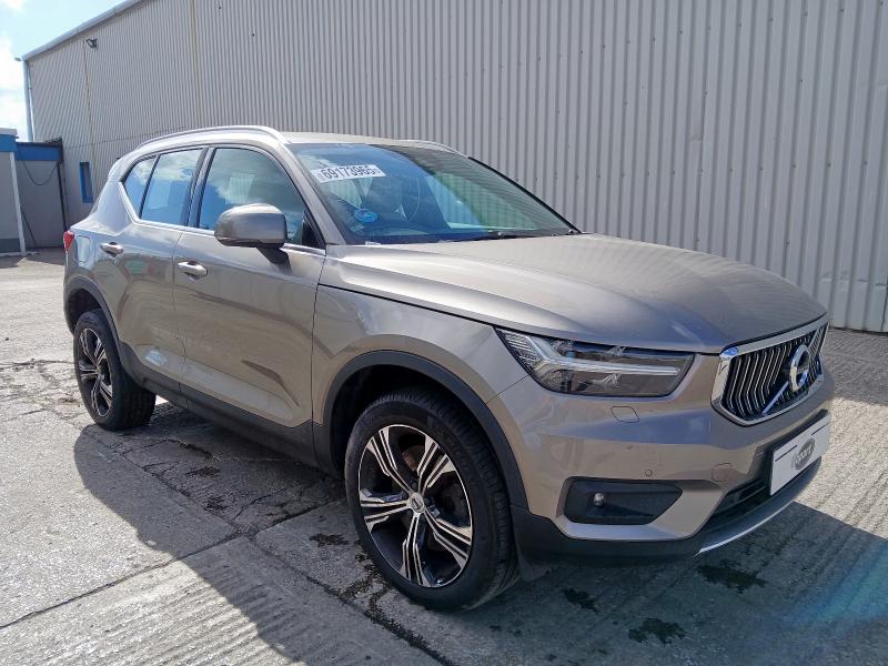 2022 VOLVO XC40 INSCRIPTION PRO