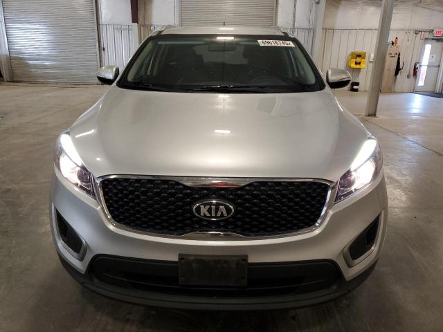  KIA SORENTO 2017 Srebrny