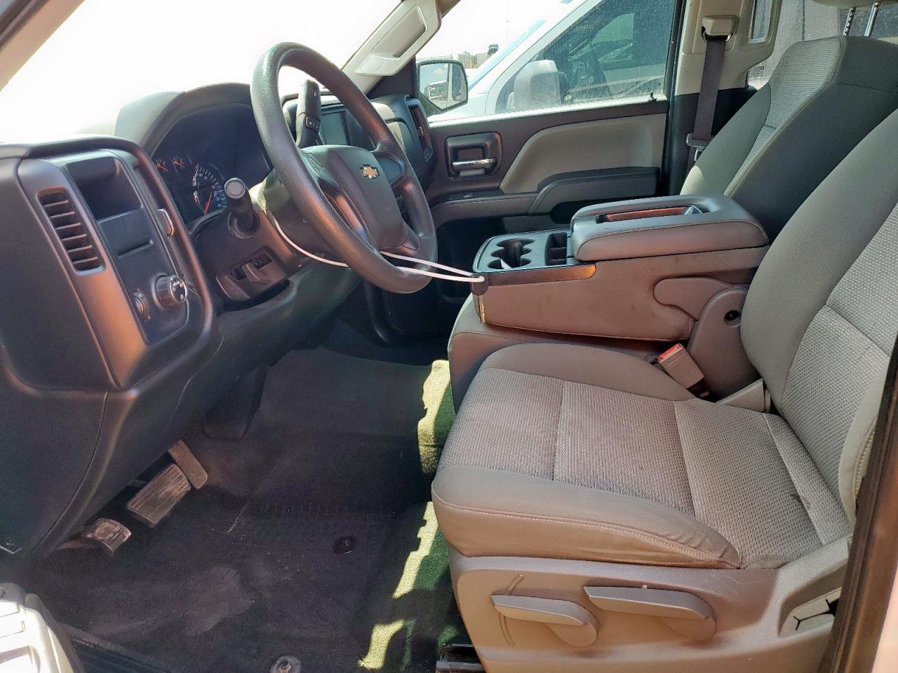 2017 Chevrolet Silverado C1500 Custom VIN: 1GCRCPEC5HZ321565 Lot: 67955895