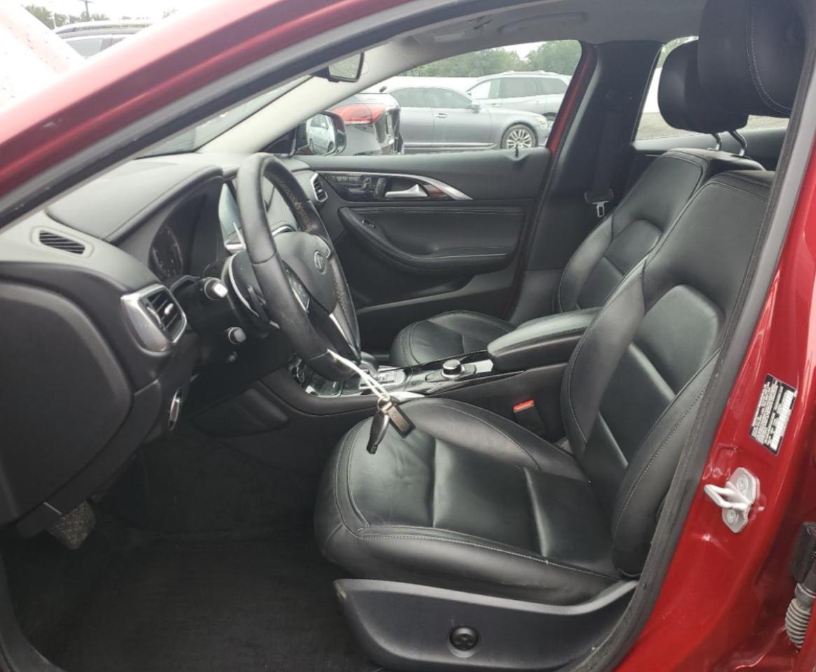 QX30 QX30