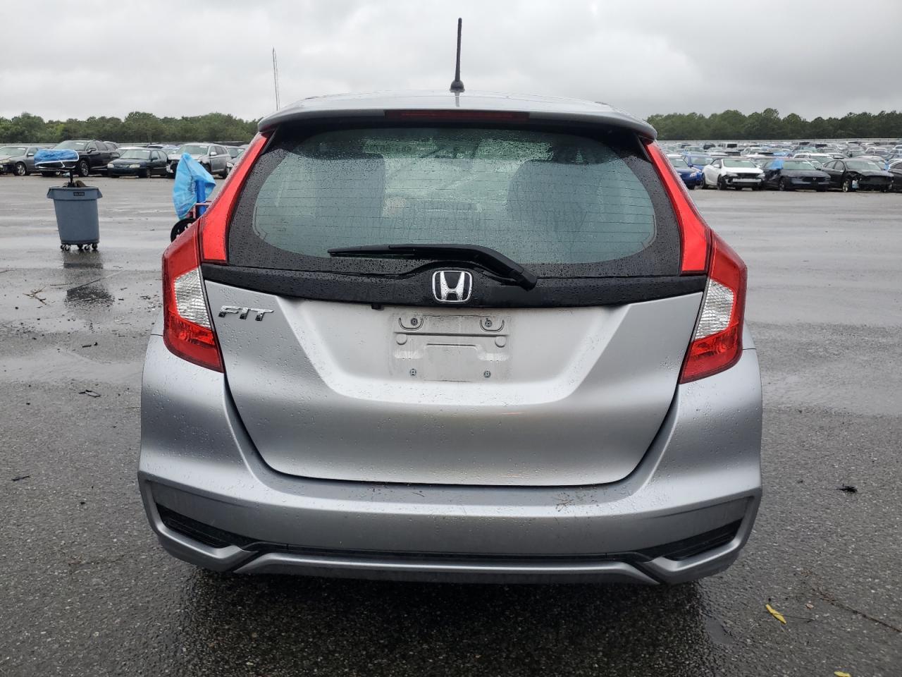 2020 Honda Fit Lx VIN: 3HGGK5H44LM726265 Lot: 68916675