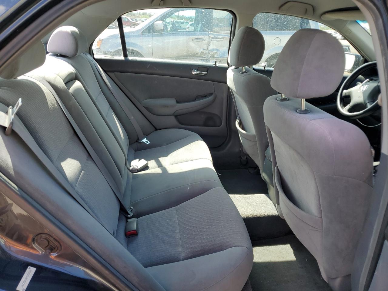 2005 Honda Accord Lx VIN: 1HGCM56425A080980 Lot: 70935225
