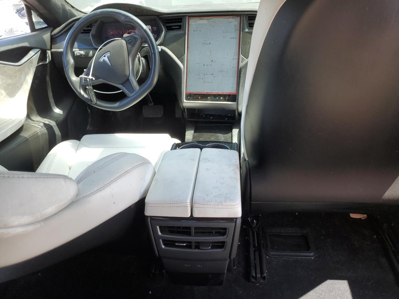 2018 Tesla Model S VIN: 5YJSA1E22JF271733 Lot: 67397235