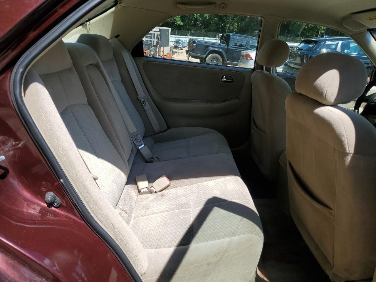 2001 Mazda 626 Es VIN: 1YVGF22DX15204506 Lot: 68889375