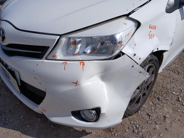 2014 TOYOTA YARIS TREN
