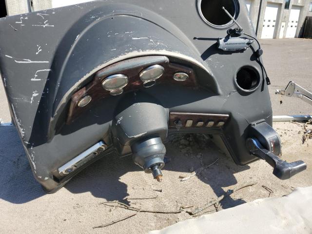 2012 PREMIER 221 EXPLORER