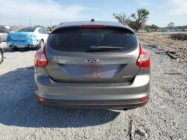 Hatchbacks FORD FOCUS 2014 Gray
