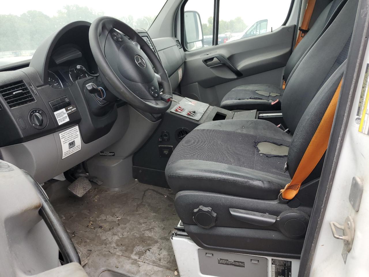 2017 Mercedes-Benz Sprinter 2500 VIN: WD3PE7CD5HP511417 Lot: 71014455