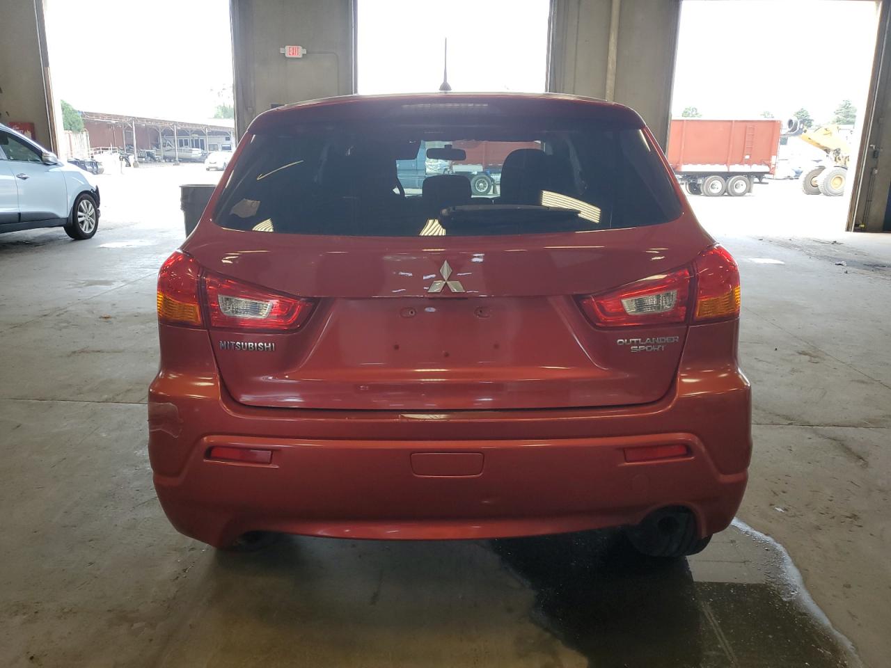 2011 Mitsubishi Outlander Sport Es VIN: JA4AP3AU8BZ021027 Lot: 68902375
