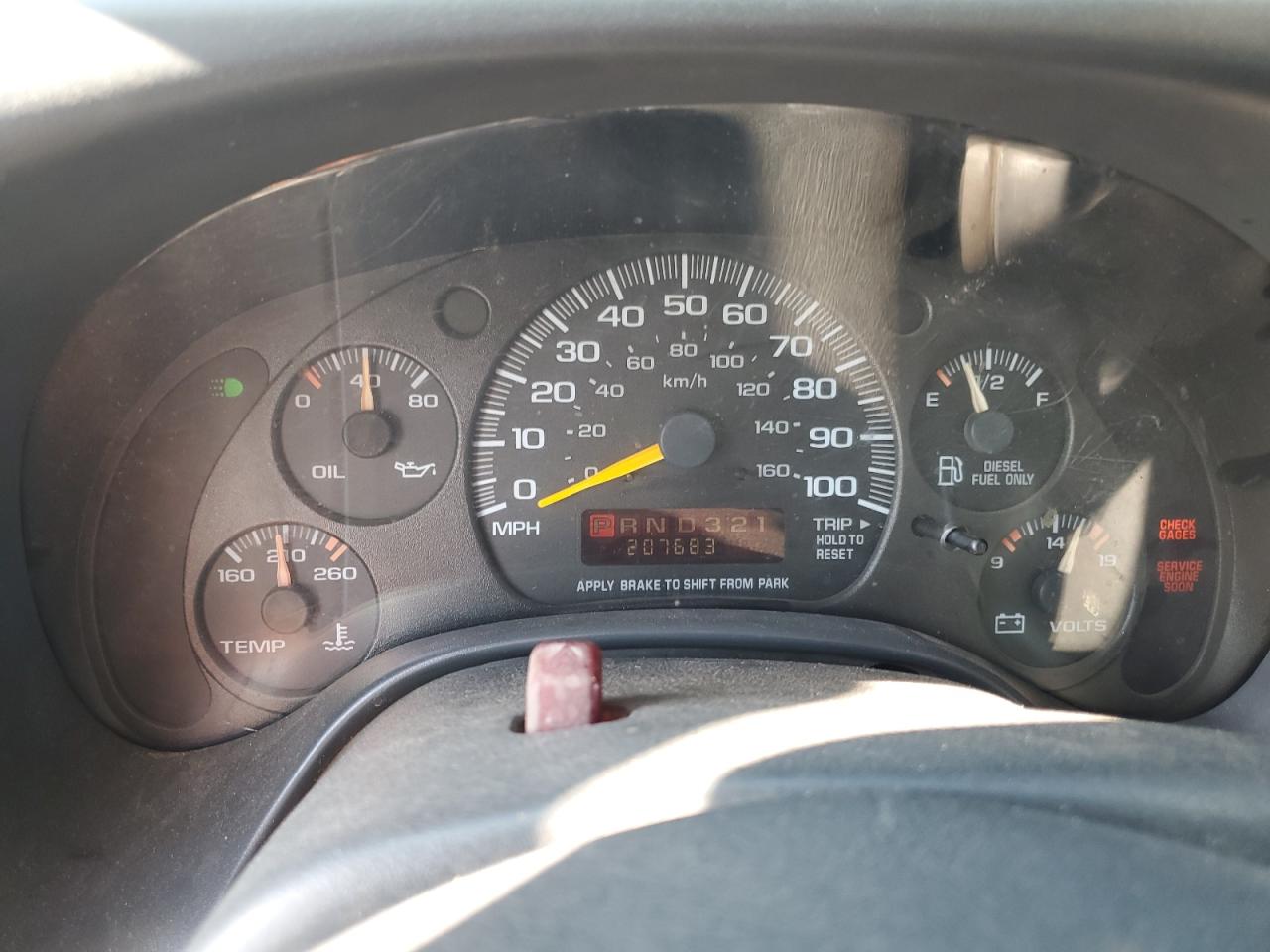 1998 Chevrolet Express G2500 VIN: 1GCFG25W0W1107308 Lot: 70307925