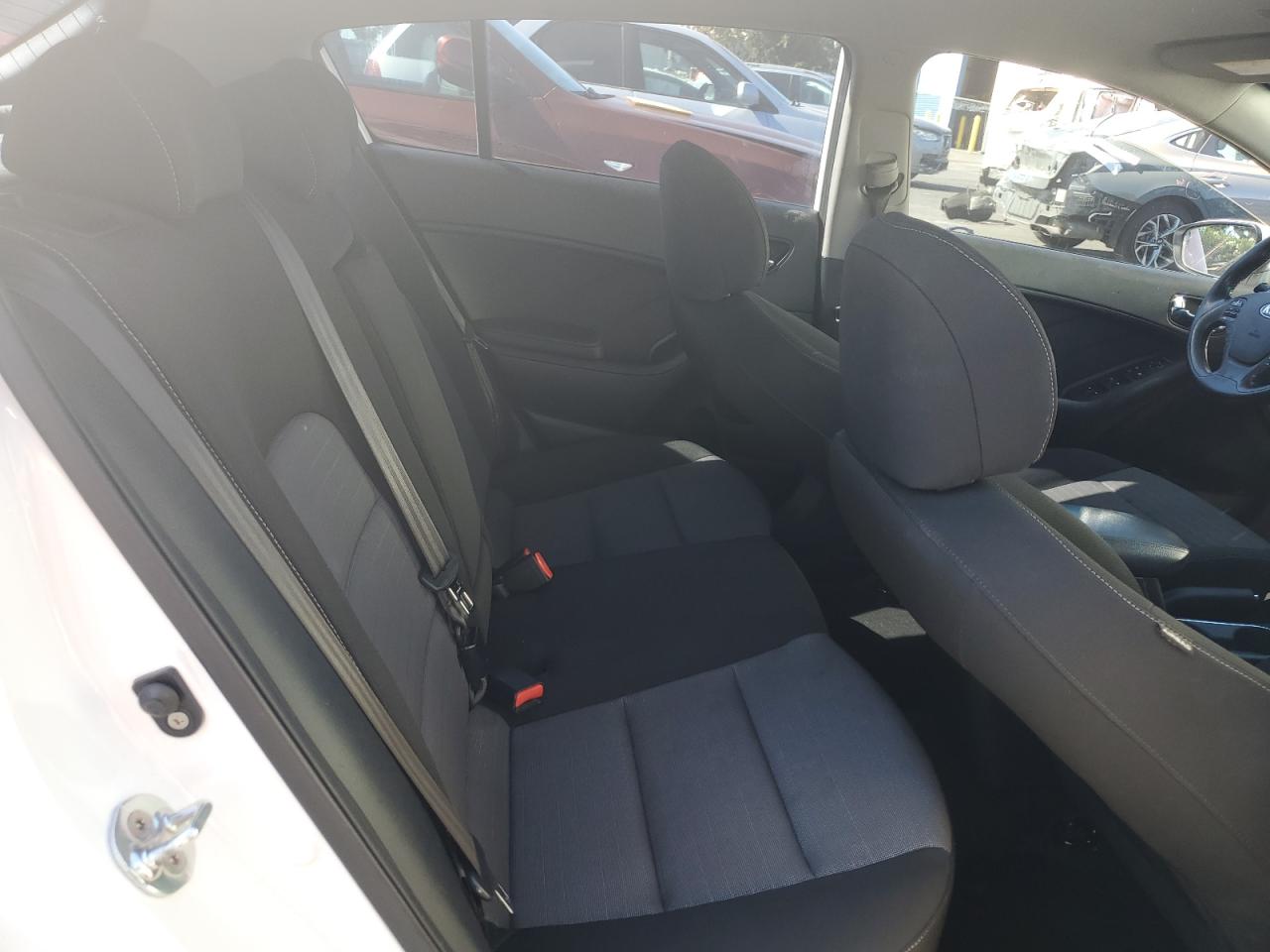 2016 Kia Forte Ex VIN: KNAFX5A84G5633098 Lot: 68225365