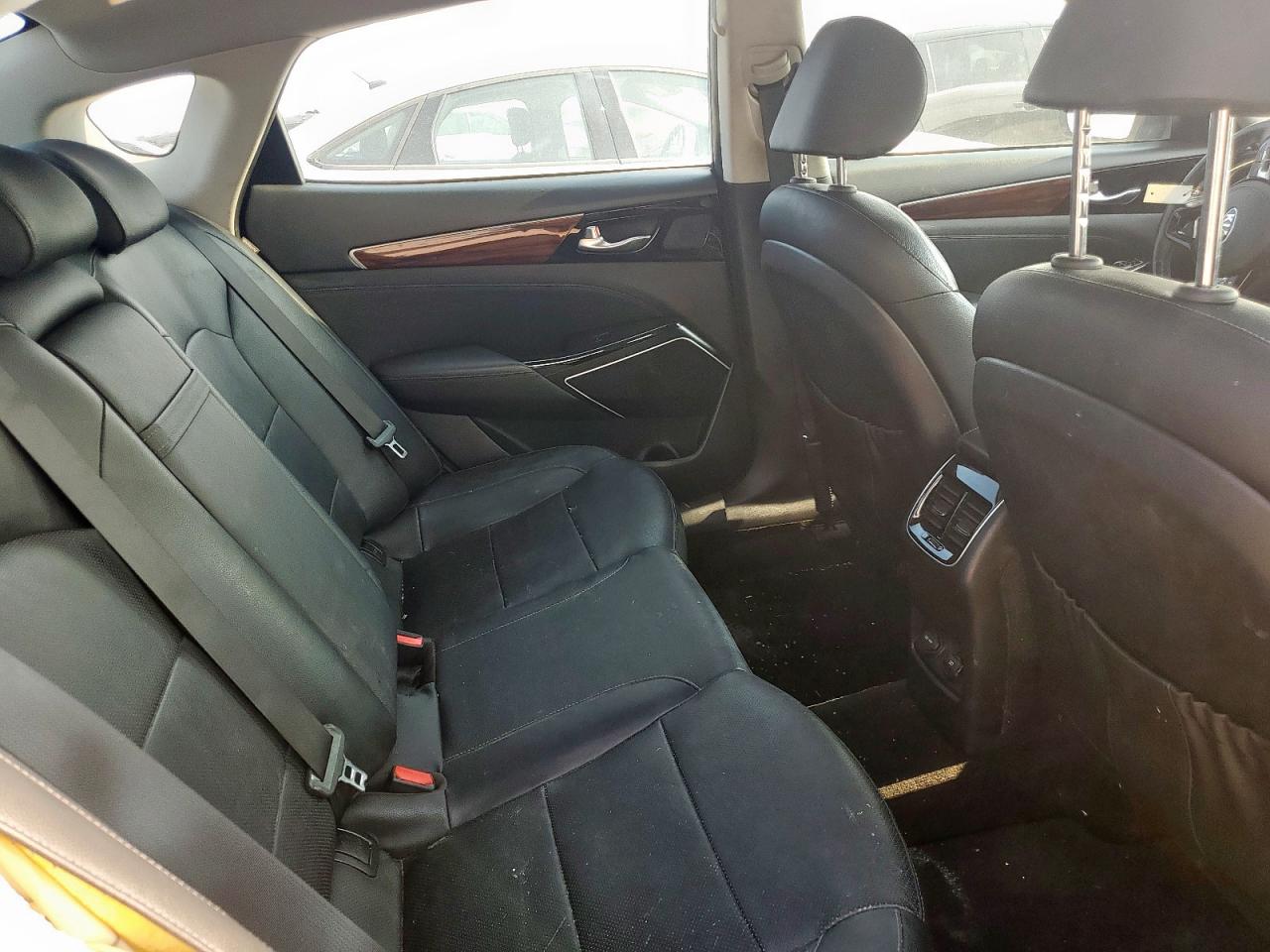 2017 Kia Cadenza Premium VIN: KNALC4J12H5080495 Lot: 70009145