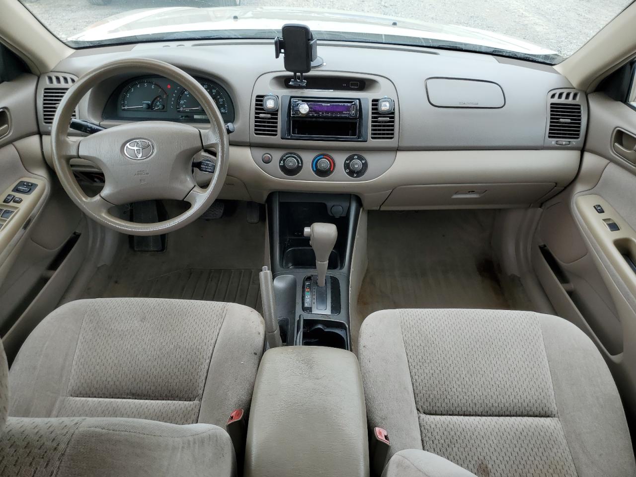 2004 Toyota Camry Le VIN: 4T1BE32K74U863317 Lot: 84566315