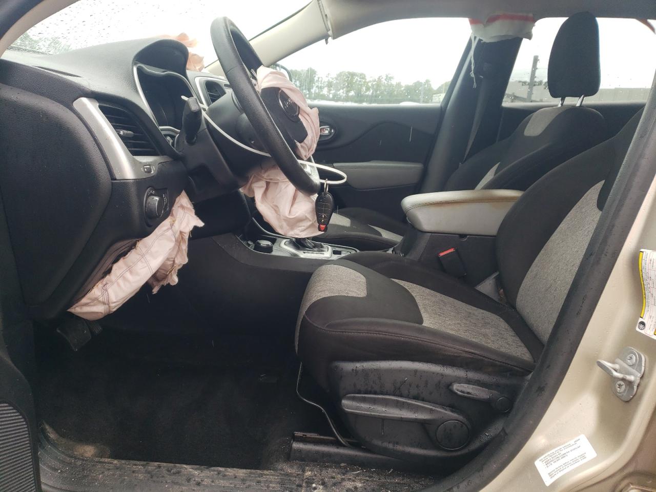 2014 Jeep Cherokee Sport VIN: 1C4PJMAB1EW272998 Lot: 68180945