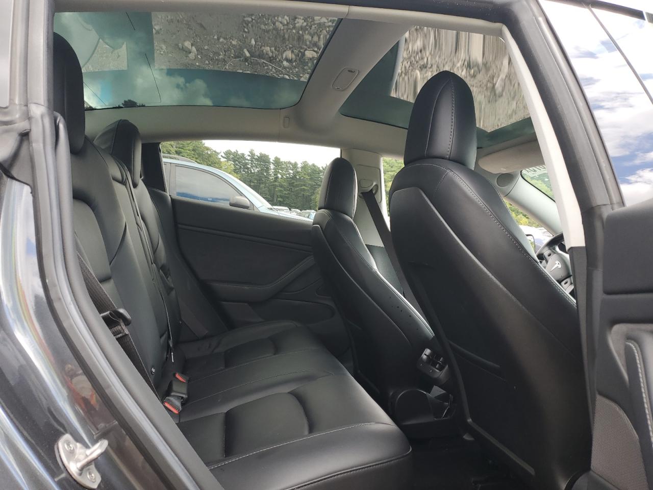 2018 Tesla Model 3 VIN: 5YJ3E1EB0JF068638 Lot: 68871875