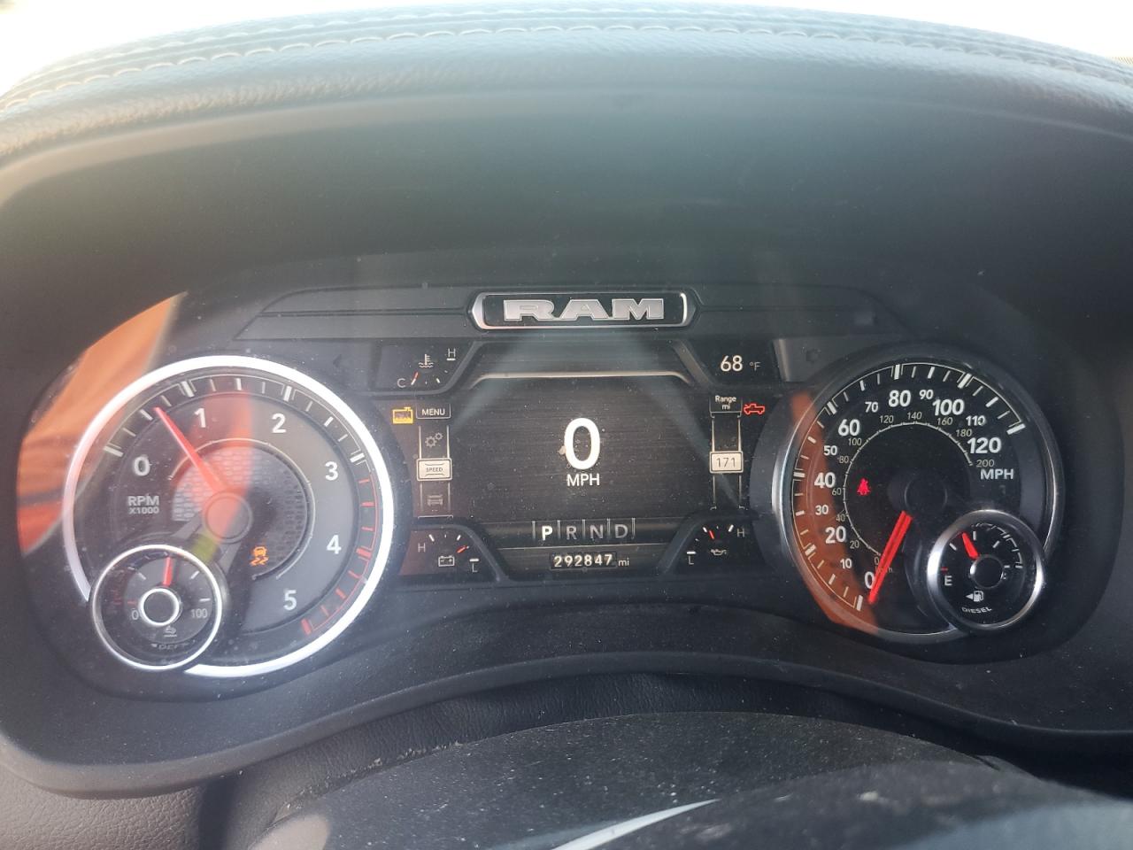 2022 Ram 3500 Laramie VIN: 3C63RRJL8NG377671 Lot: 70131155