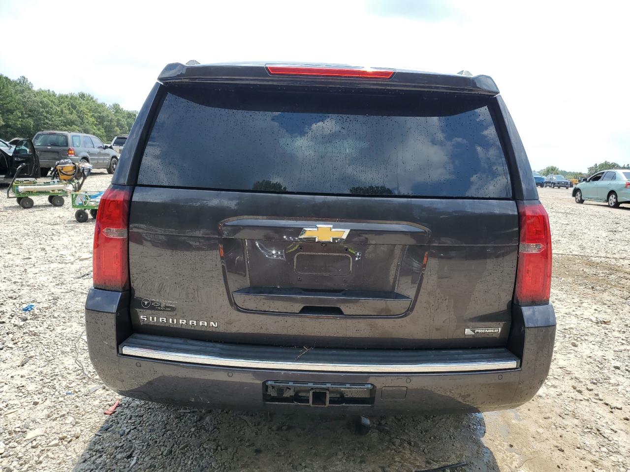 2018 Chevrolet Suburban C1500 Premier VIN: 1GNSCJKC3JR110302 Lot: 69551615