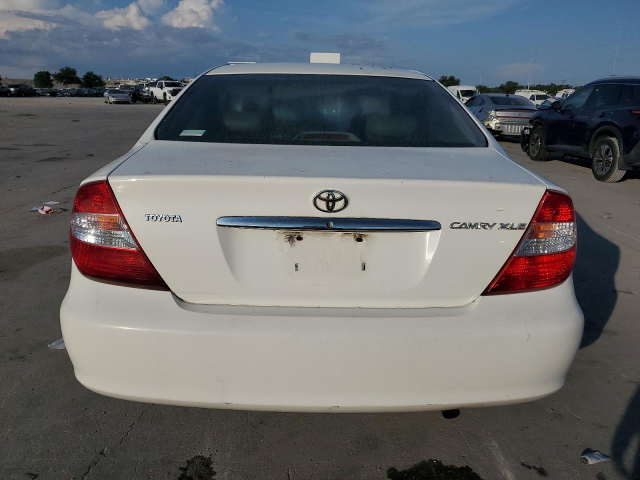 2003 Toyota Camry Le VIN: 4T1BE32KX3U142326 Lot: 67736215