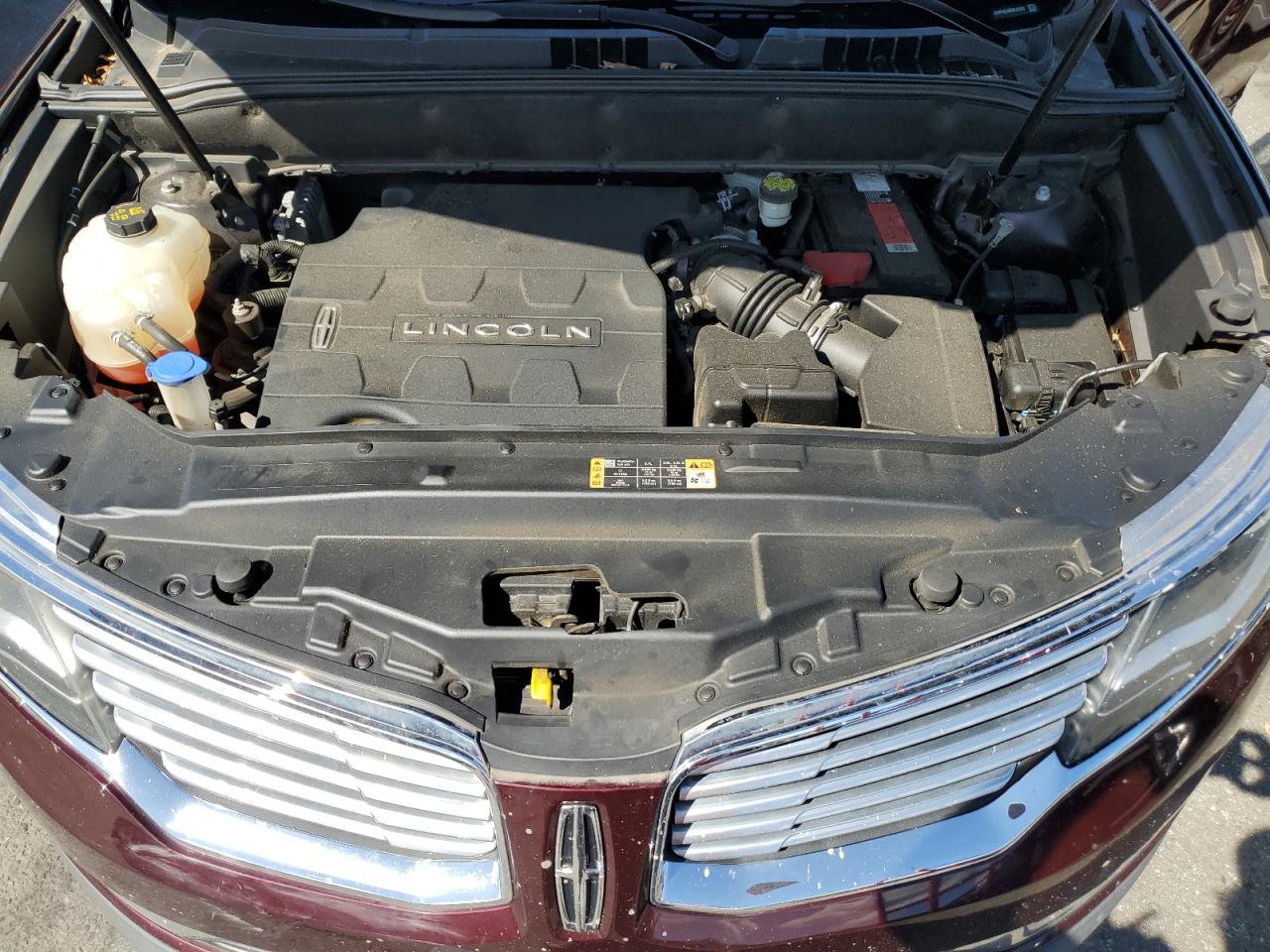 2017 Lincoln Mkx Reserve VIN: 2LMPJ8LR8HBL53262 Lot: 69739695