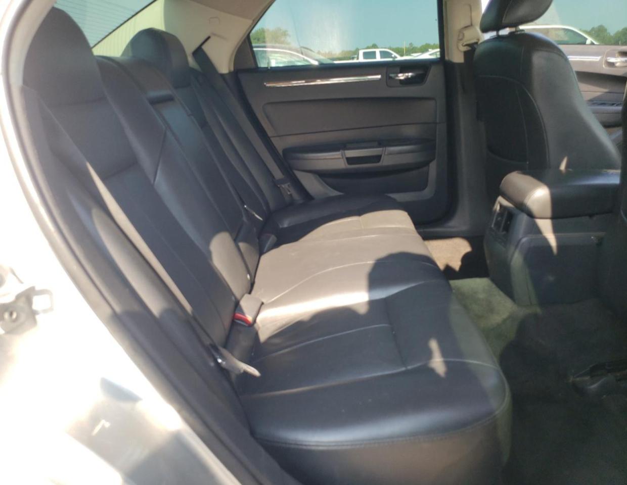 2010 Chrysler 300 Touring VIN: 2C3CA5CV2AH325412 Lot: 85906805