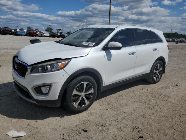 Паркетники KIA SORENTO 2016 Белы