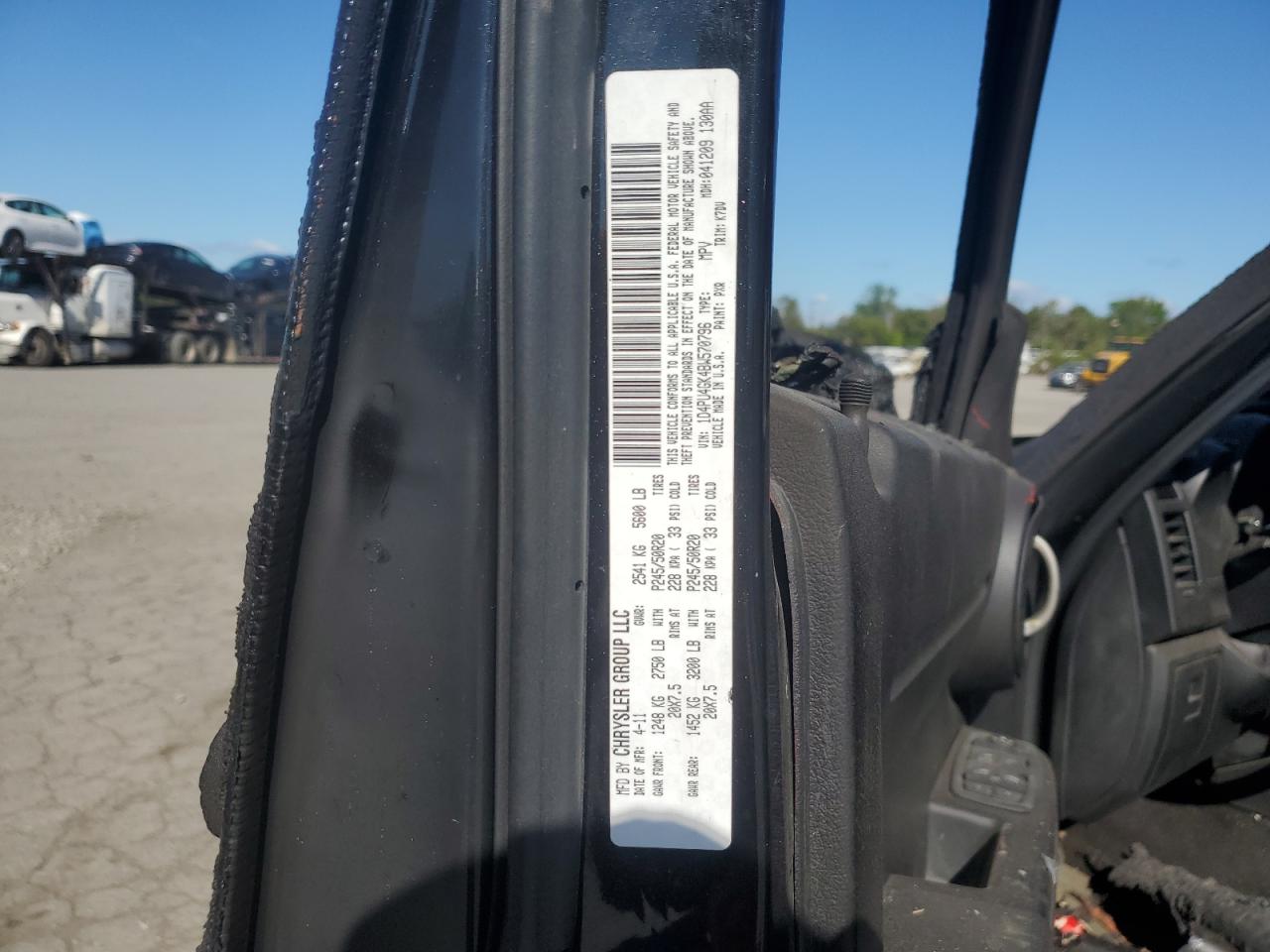 2011 Dodge Nitro Heat VIN: 1D4PU4GK4BW570796 Lot: 70407245