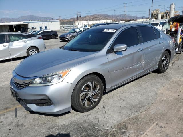 Седаны HONDA ACCORD 2017 Серебристый