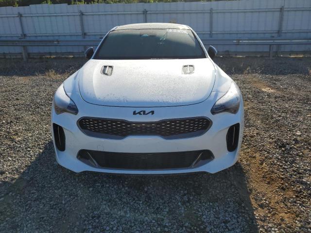  KIA STINGER 2022 Белы