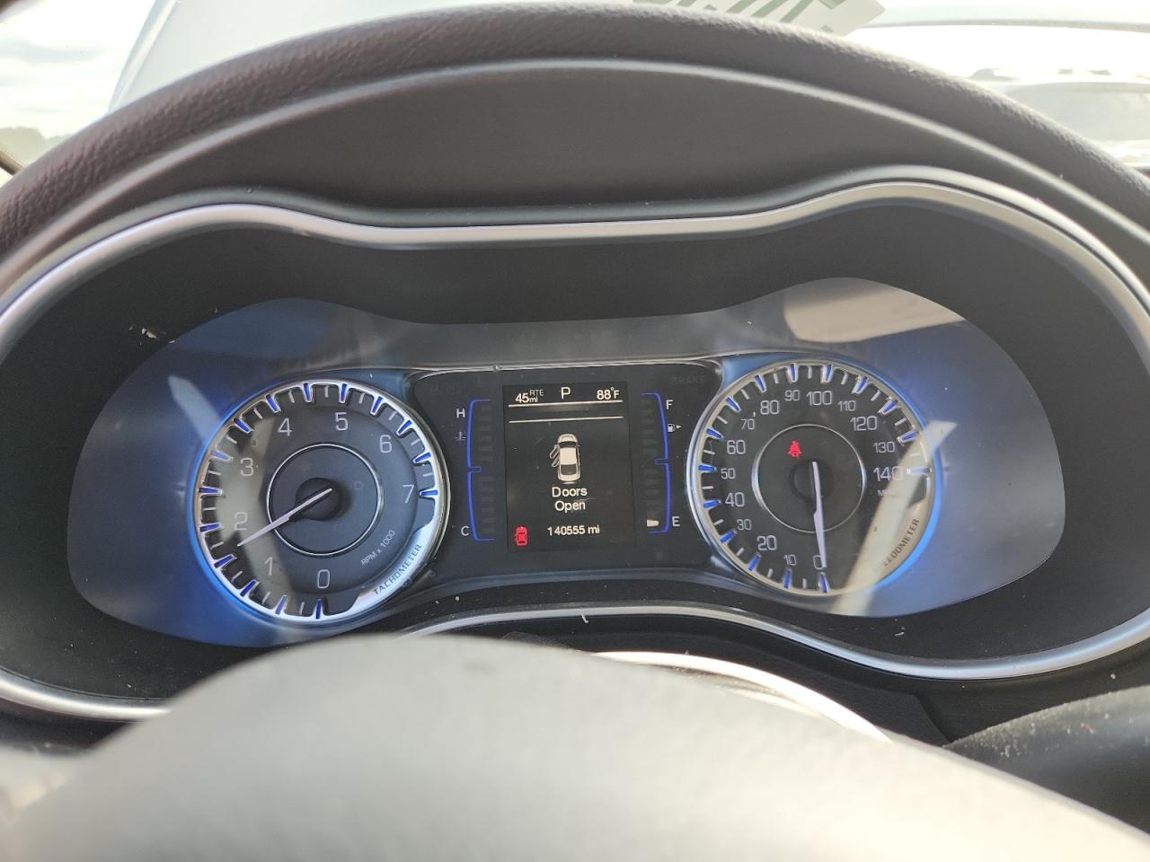 2015 Chrysler 200 Limited VIN: 1C3CCCAB5FN661495 Lot: 70582825