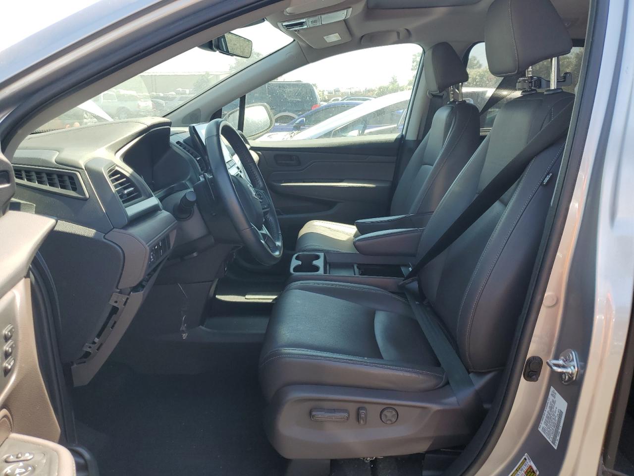 2022 Honda Odyssey Exl VIN: 5FNRL6H76NB004131 Lot: 70151795