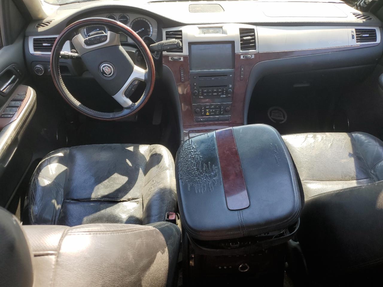 2009 Cadillac Escalade VIN: 1GYFK13249R262890 Lot: 67997405