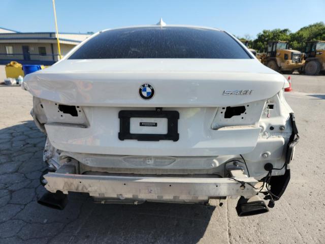  BMW 5 SERIES 2019 Белы
