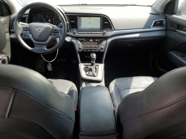  HYUNDAI ELANTRA 2017 Серебристый