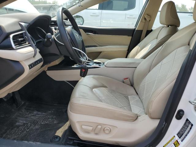  TOYOTA CAMRY 2018 Biały