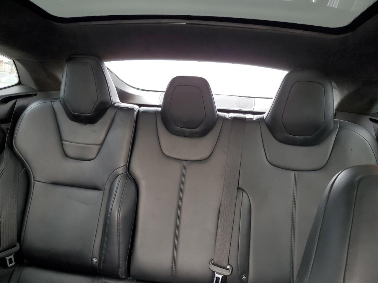2014 Tesla Model S VIN: 5YJSA1H28EFP64012 Lot: 69605935