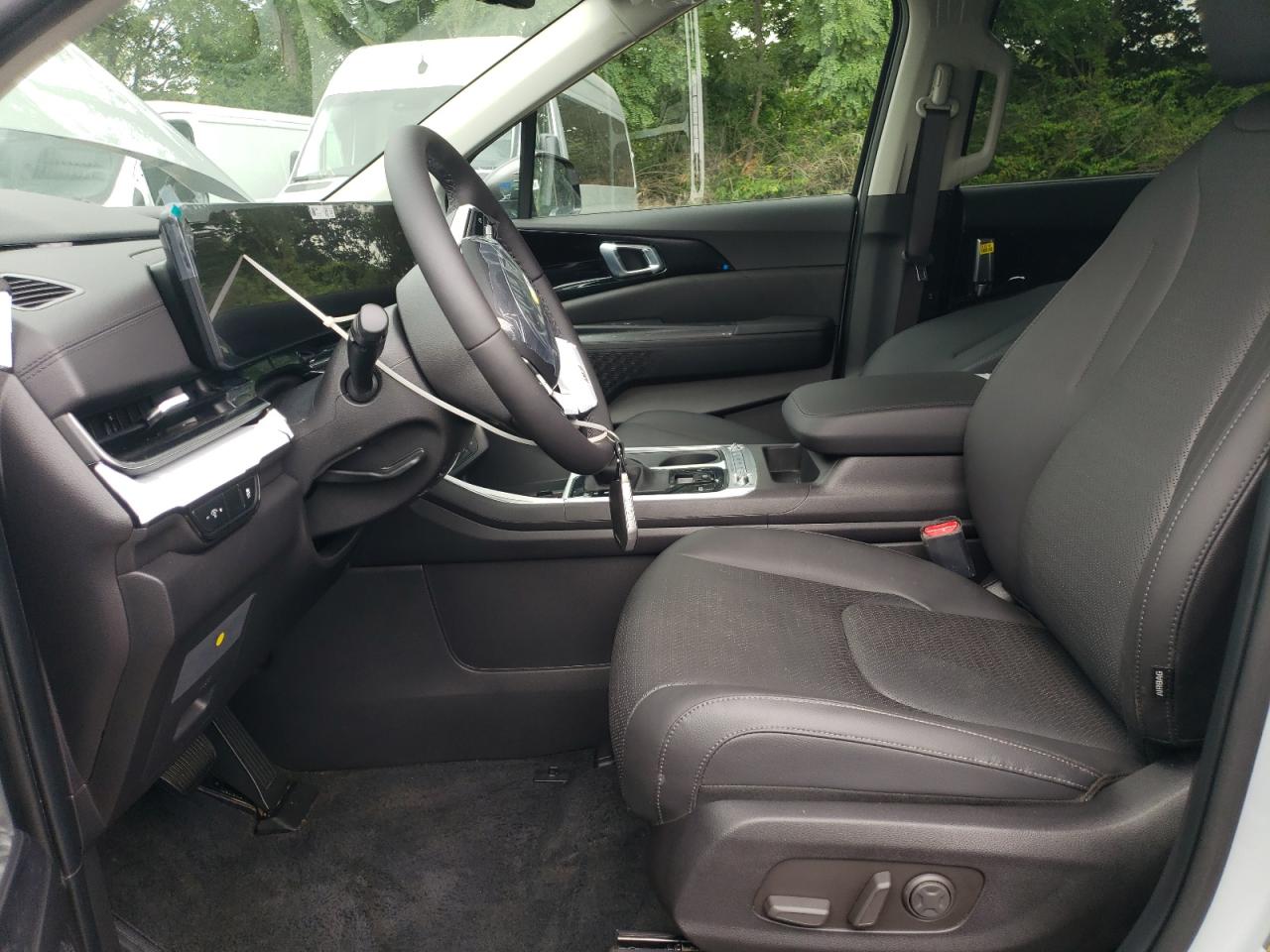 2025 Kia Carnival Sx VIN: KNDNE5K39S6528583 Lot: 71013405