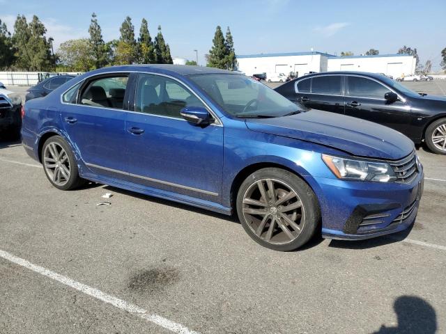 Седаны VOLKSWAGEN PASSAT 2016 Синий