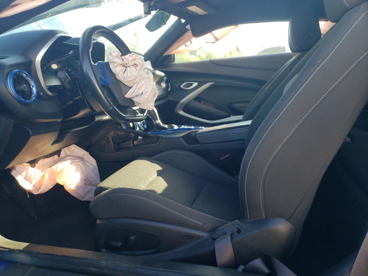 2017 Chevrolet Camaro Lt VIN: 1G1FB1RX2H0166812 Lot: 68653715