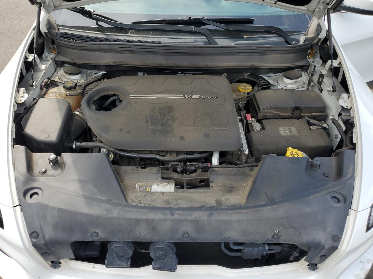 2016 Jeep Cherokee Latitude VIN: 1C4PJMCS2GW360524 Lot: 69229185